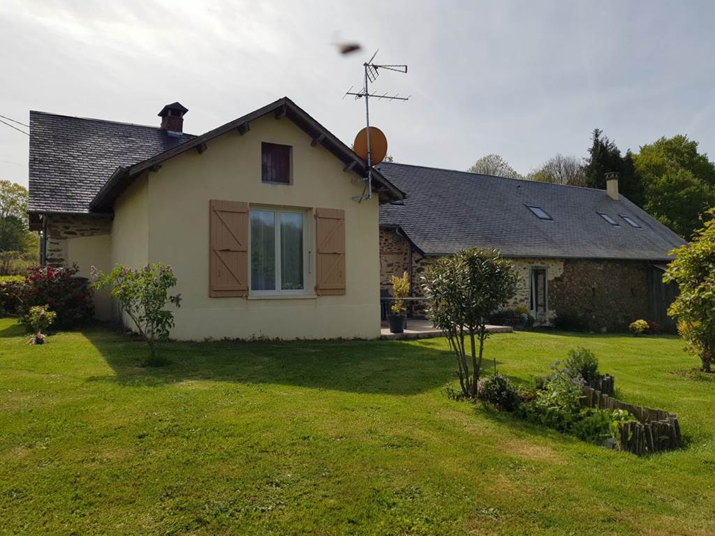 Gîte n°19G3052 "Pierrelise" – ESPARTIGNAC