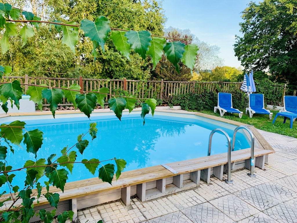 les chalets de Meilhac, piscine