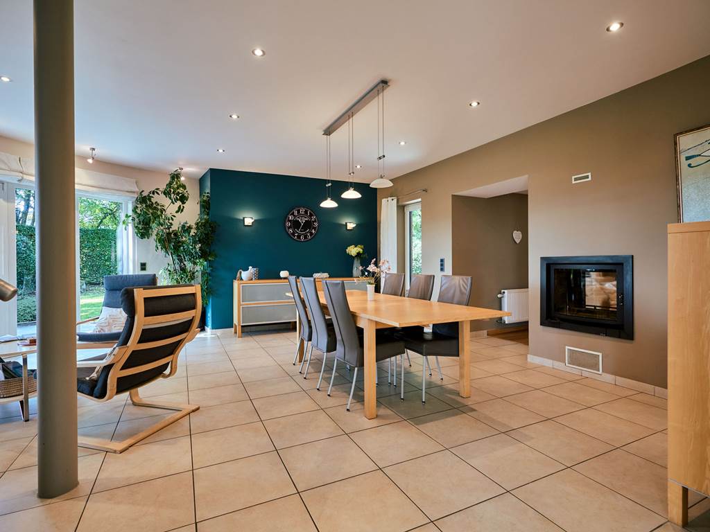 Living côté salle à manger