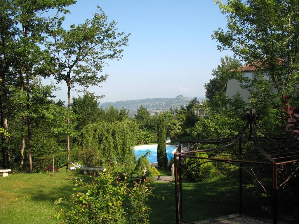 Villa Ric, parc, détente à saint-Céré