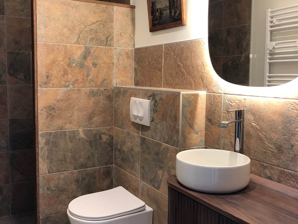 salle de bain chambre verte
