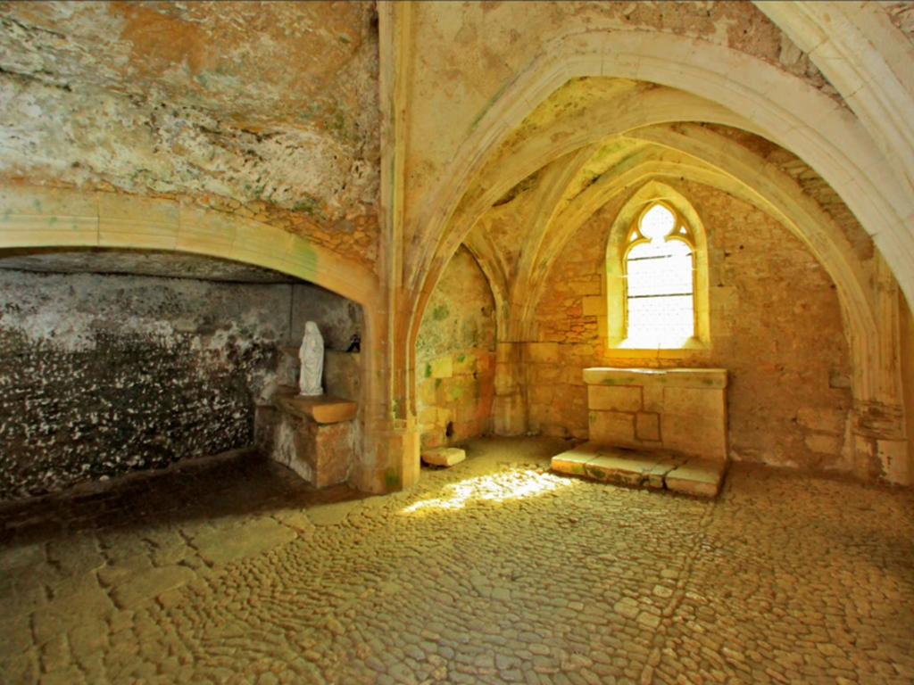 Chapelle troglodytique de la Madeleine