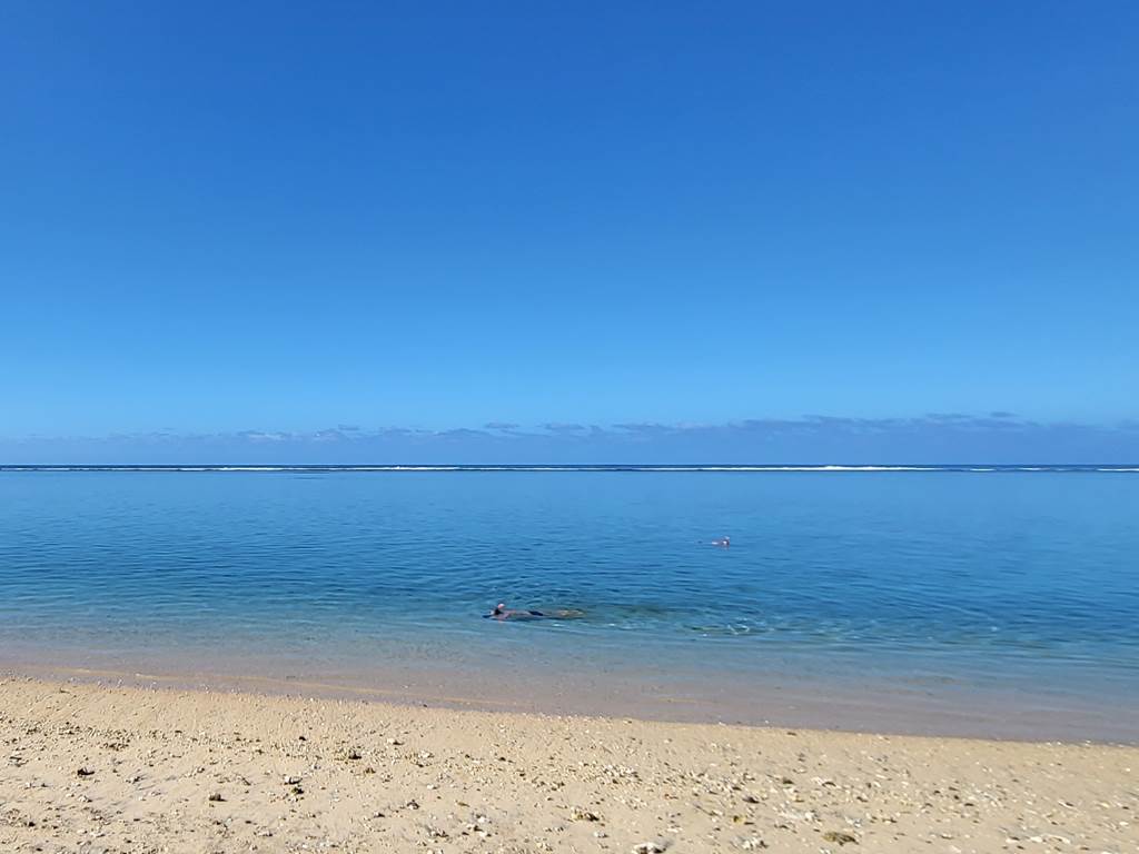 plage de trou d'eau au réveil