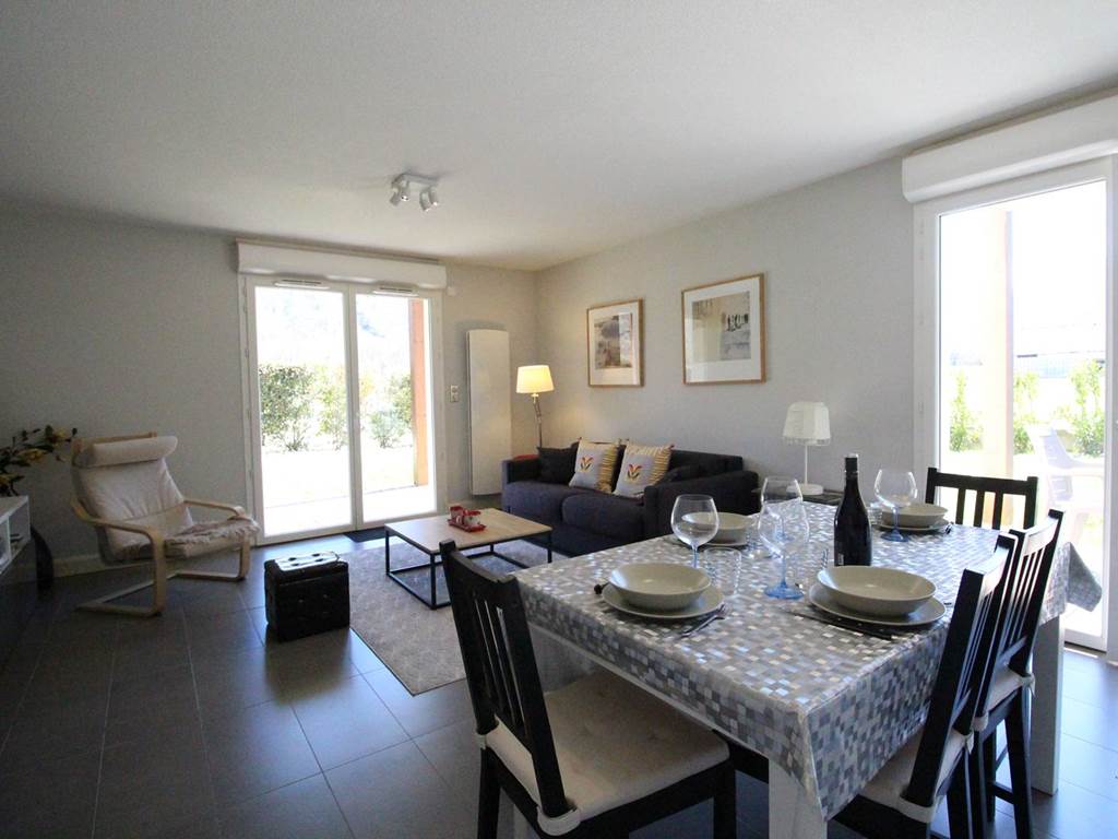 LUCHON T2 4 PERS DE 51M² PLEIN SUD TERRASSES PARKING WIFI - PS21