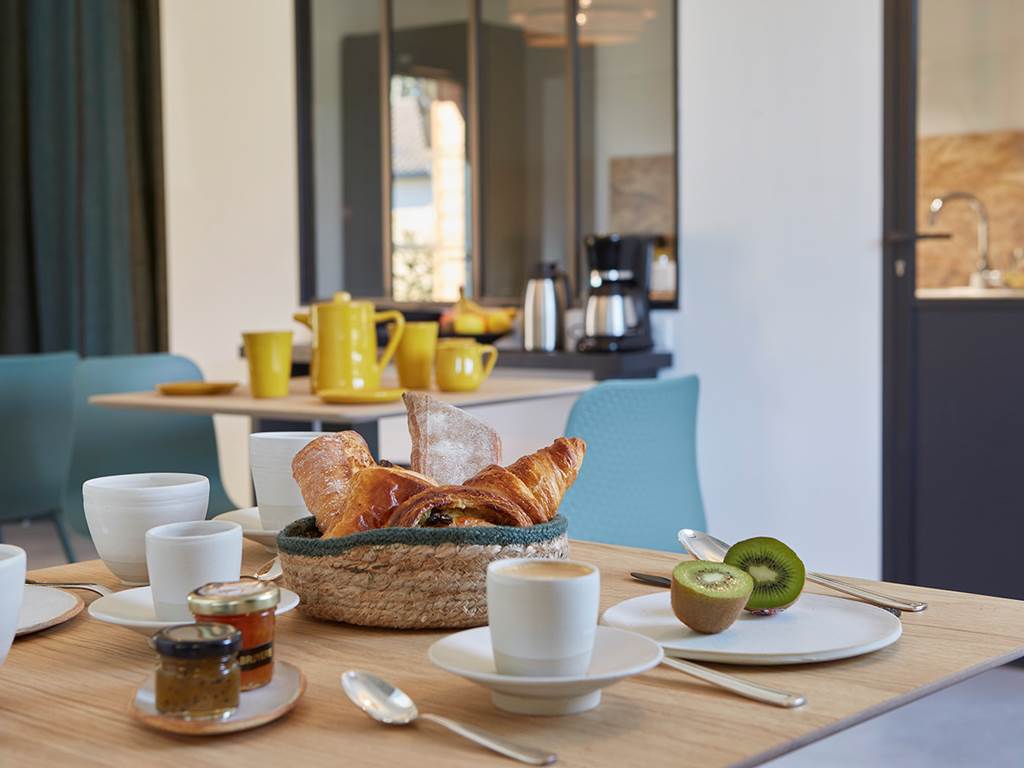 PETIT DEJ-2