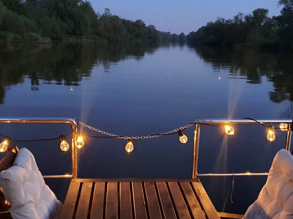 le soir sur le canal