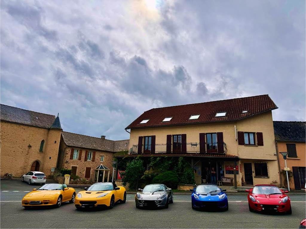 Accueil de Groupe a la Résidence des Igues