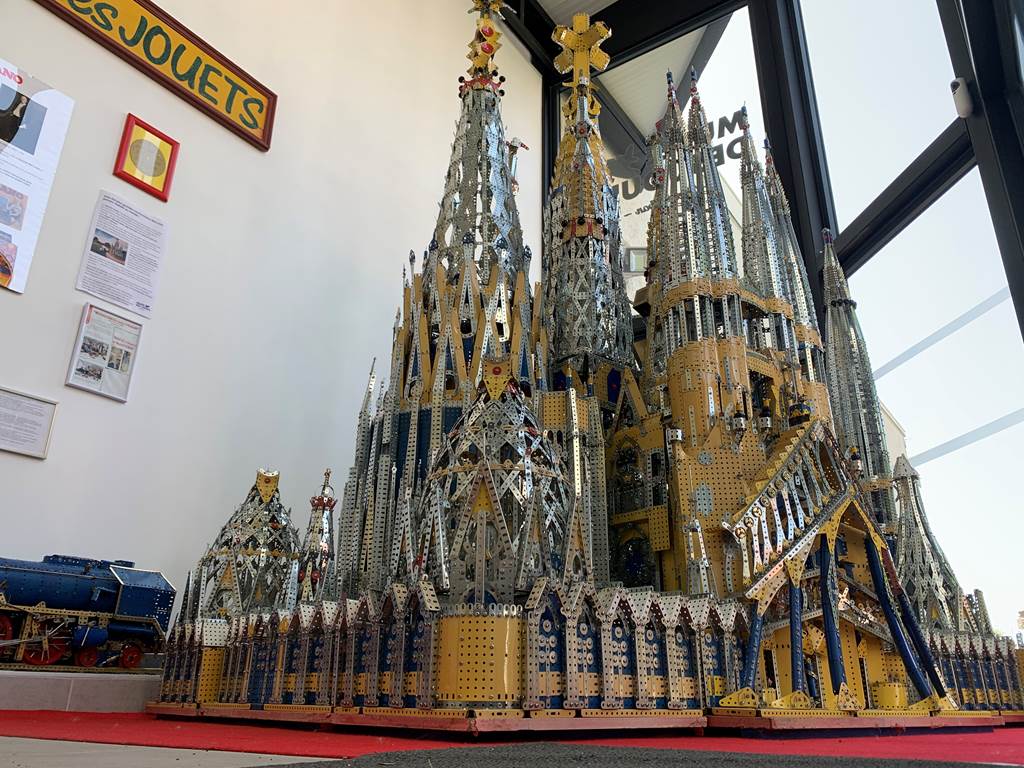 MdJ - Meccano Sagrada familia 20260421