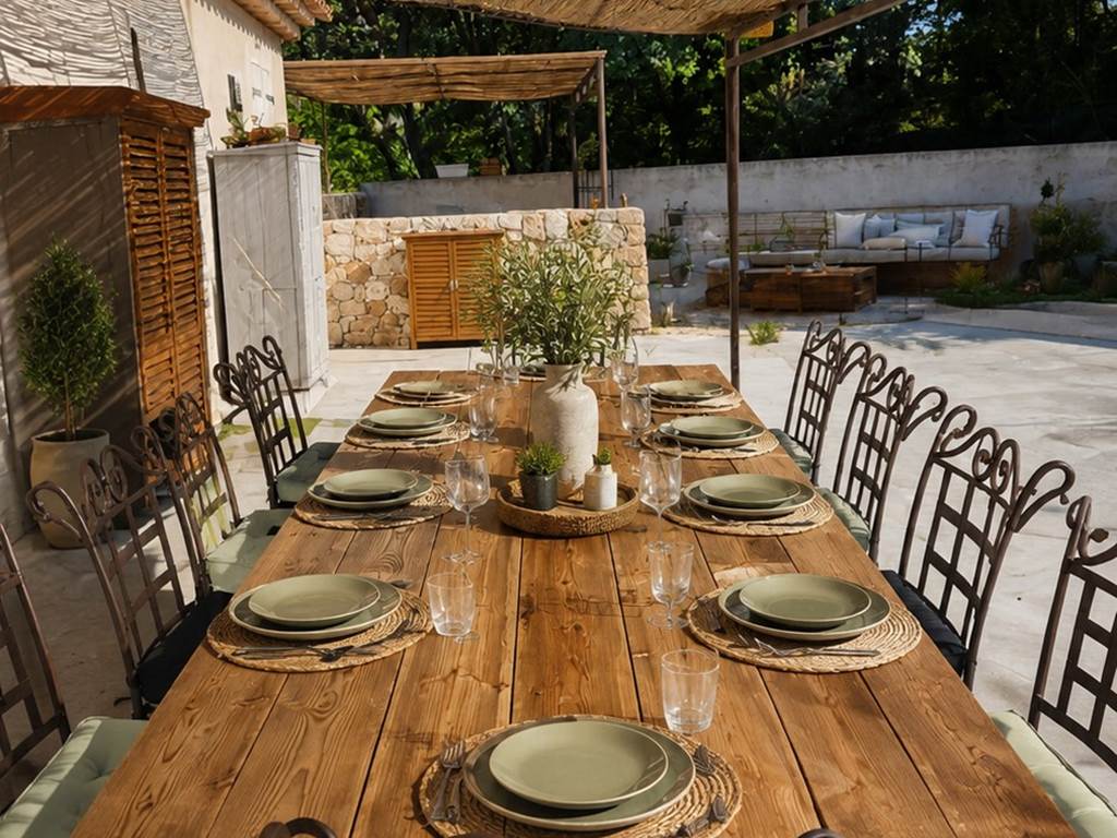 Villa Maluan repas extérieur calme pays de Fayence