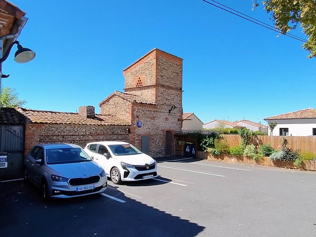 16 bis-gite-hotel-parking-prive-marssac