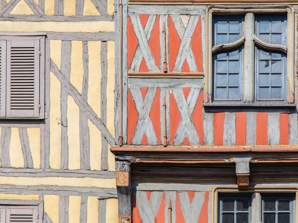 Plus belles maisons d'Auxerre © Canva
