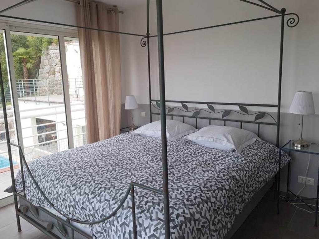 Chambre confortable location villa
