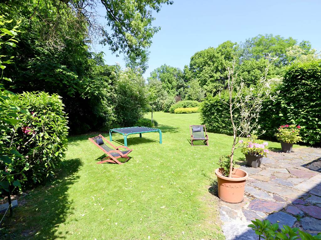Jardin - vue générale vers le fond