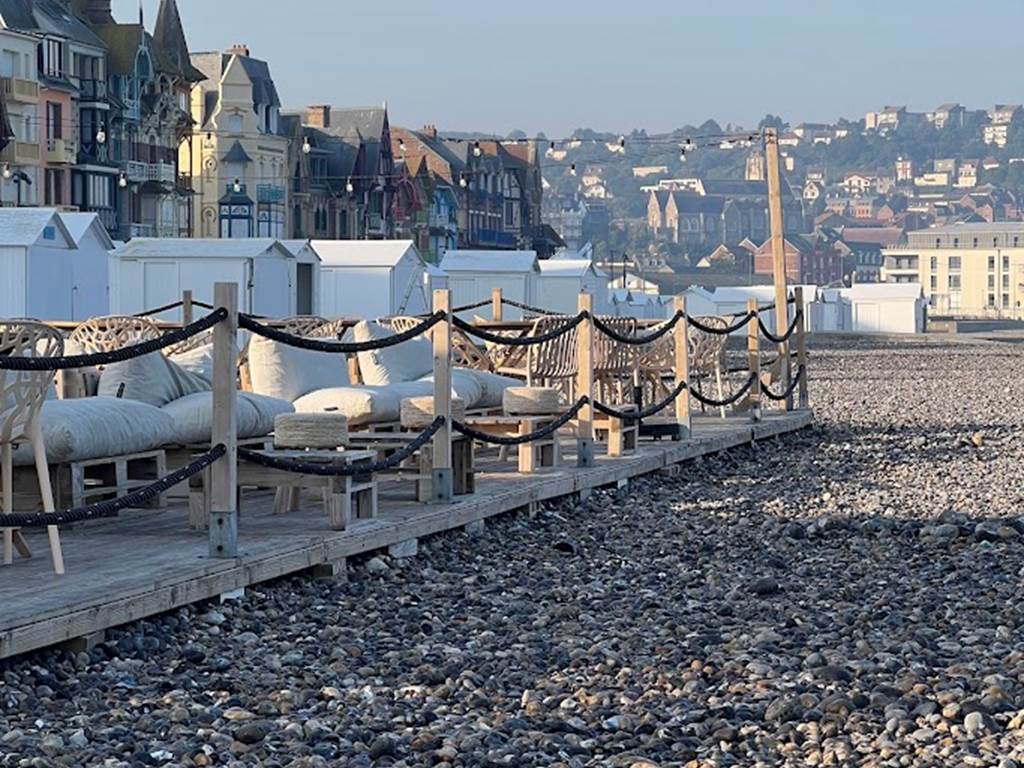 plage mers les bains