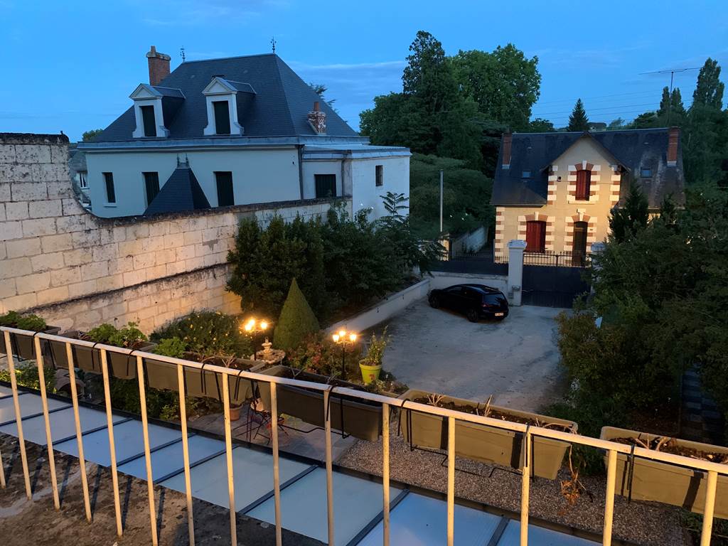 LES RIVES DU CHER. TERRASSE AU 1er ETAGE