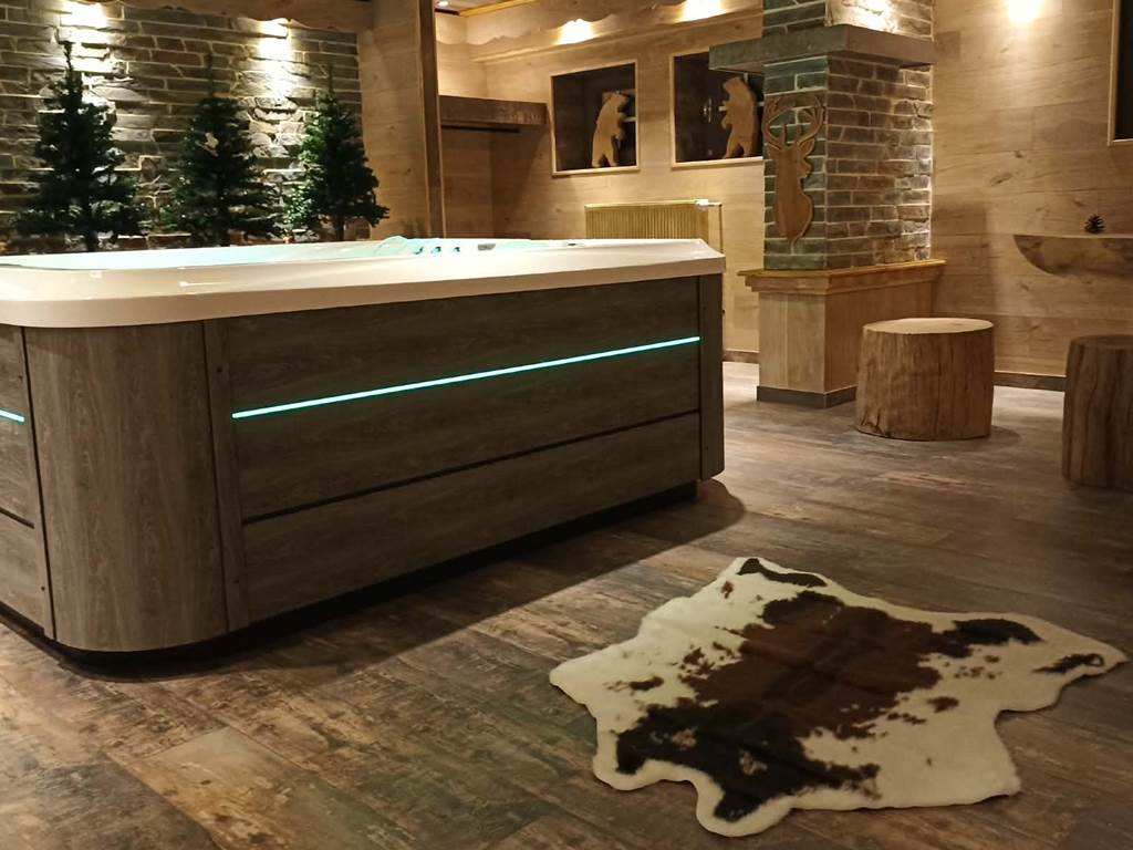 Notre nouveau spa privatif 2pers Hôtel Restaurant La Sapinière  Pied des Pistes Saint Lary Soulan Hautes Pyrénées (65)