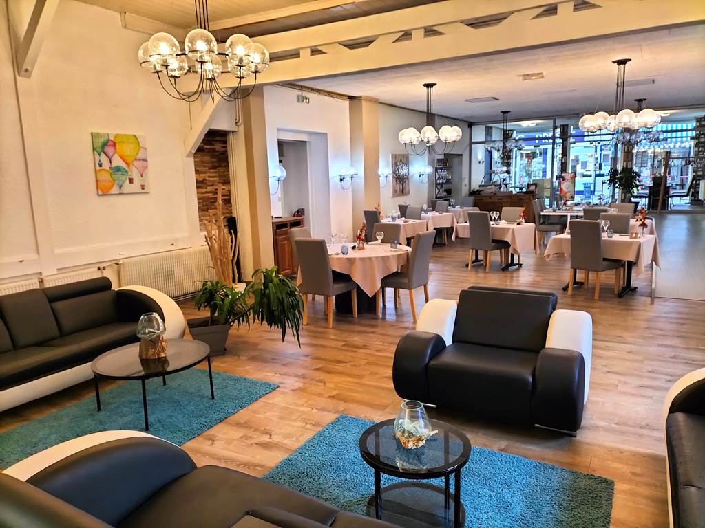salon restaurant