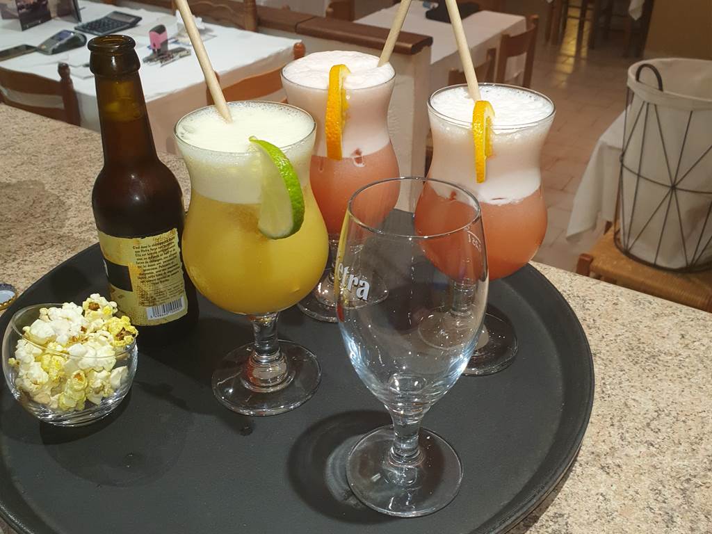 Cocktail plateau