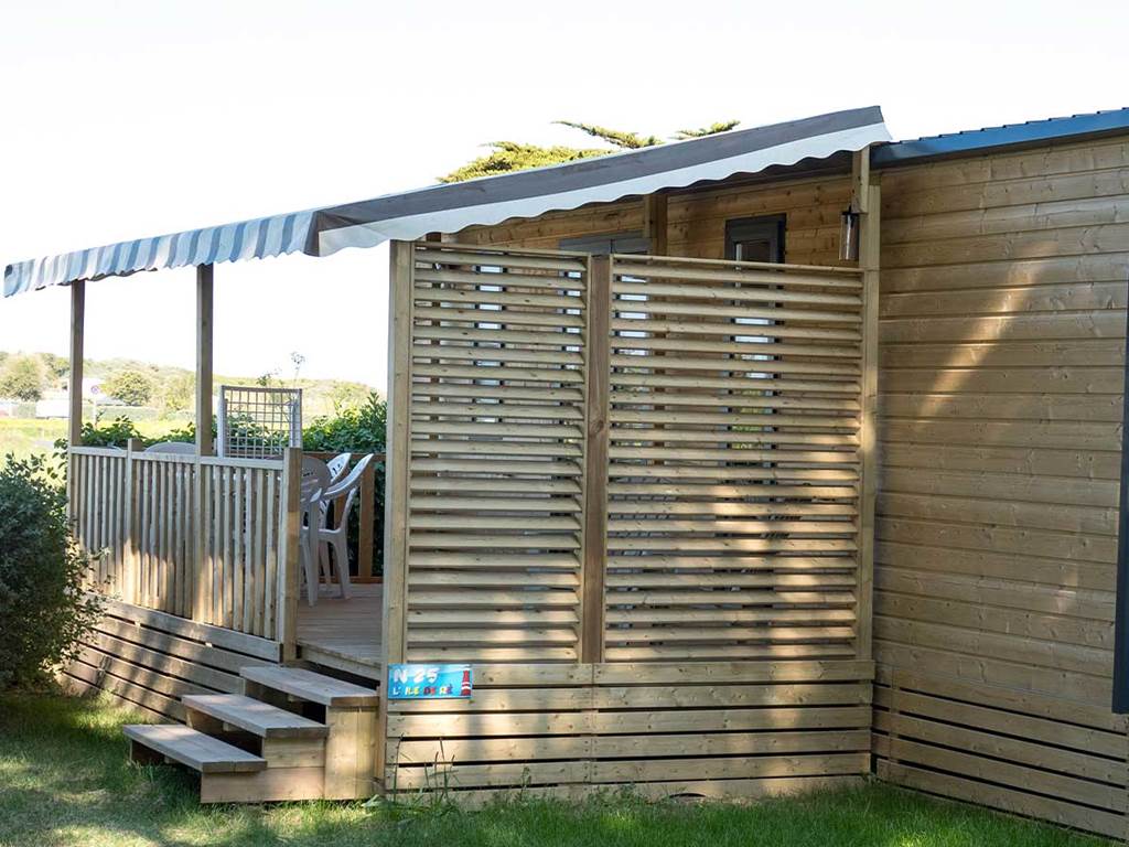 Mobil-home avec terrasse privative