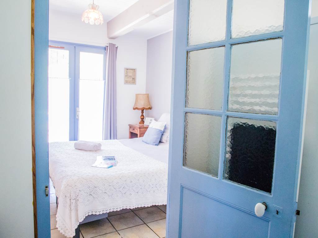 Chambre double Jeanette / Lit en 180 / salle de bain privative