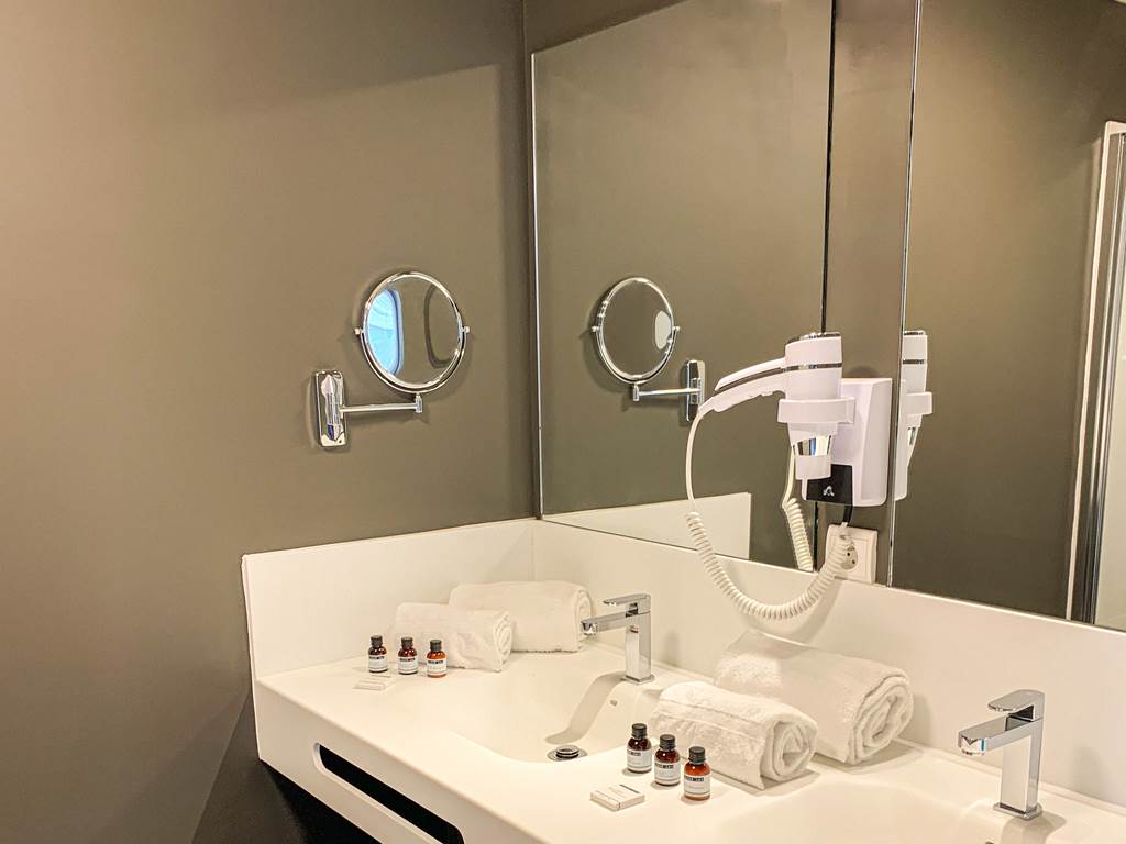 All salle de bain 3 Hotel Le Bois D'Imbert