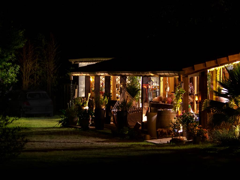L hacienda by night