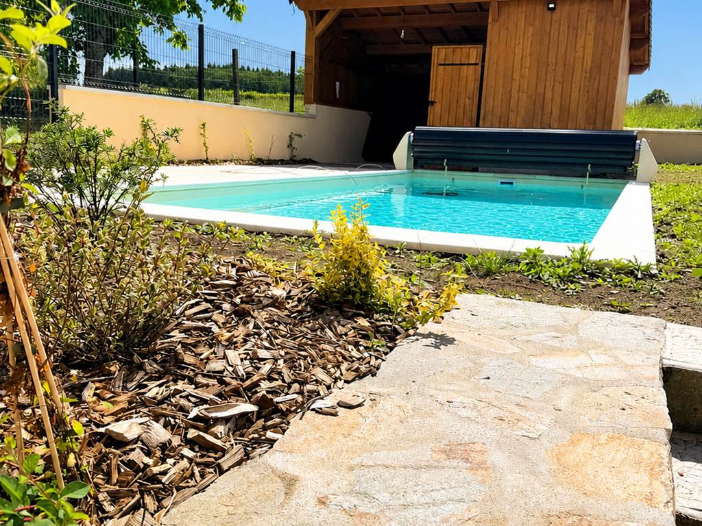 Gîte le Granit des Champs Mainsat Creuse - Piscine