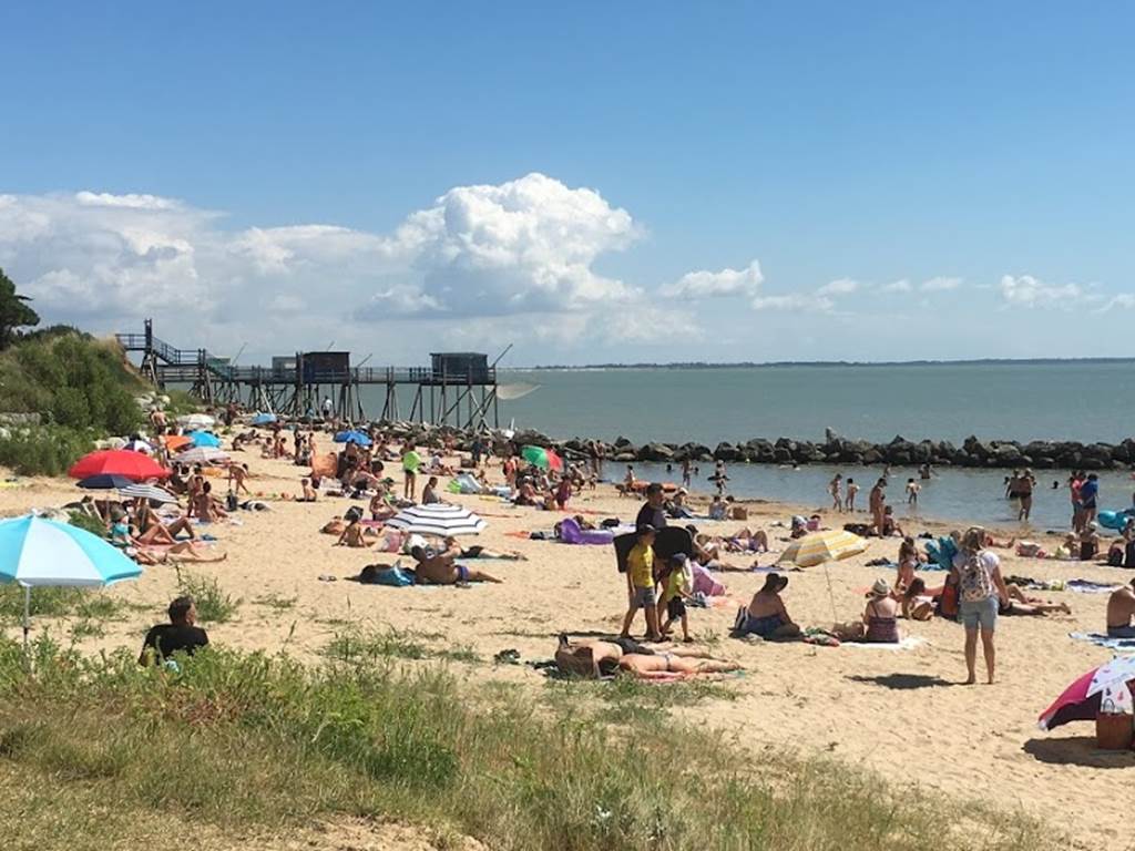 Plage de Port-des-Barques