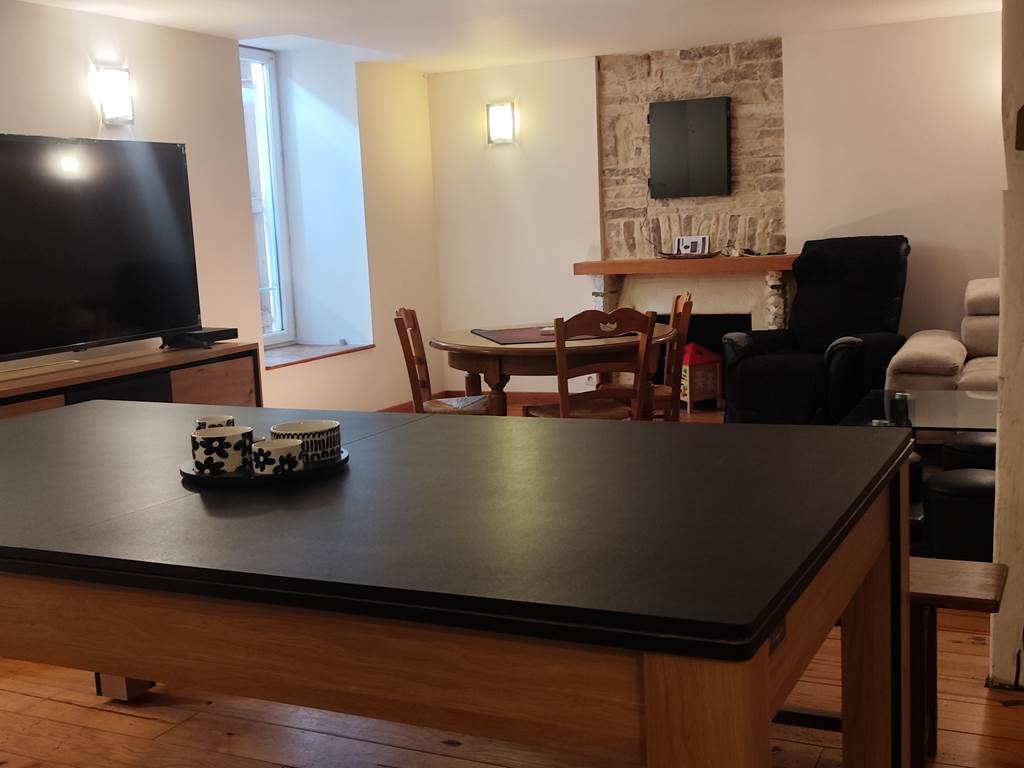 Billard version table à manger