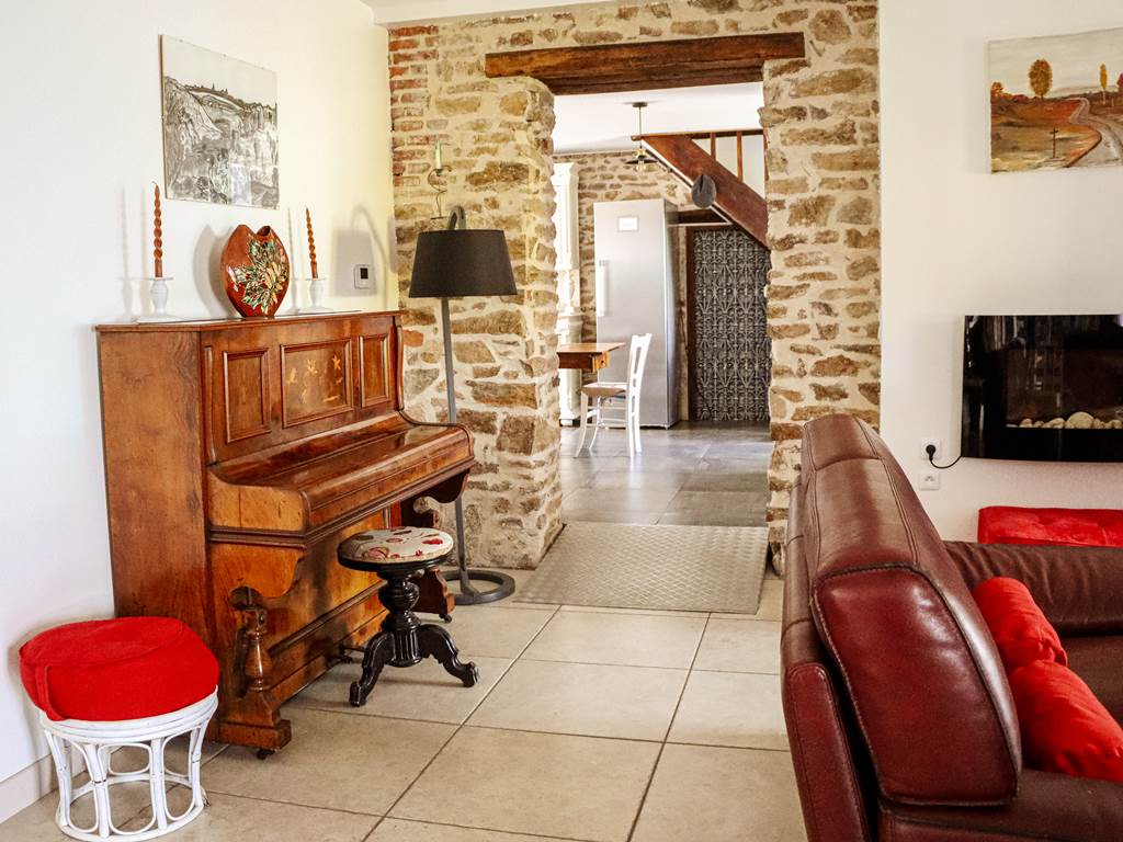 salon avec piano