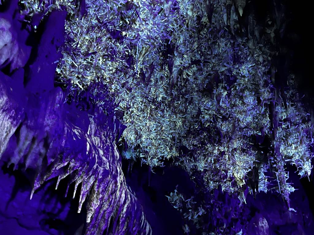 Grotte de Maxenge, à visiter et tout près du hameau