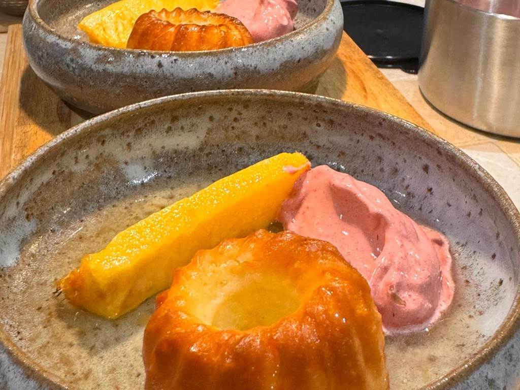 Baba au rhum glace à la rose