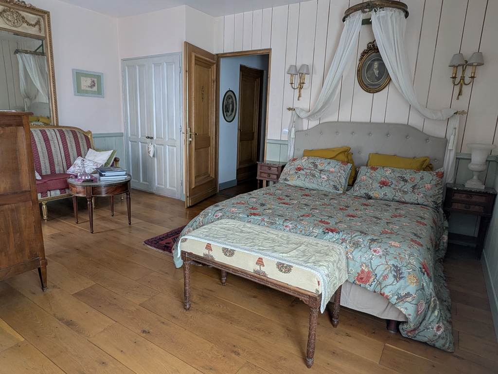 louer 1 chambre en amoureux avec piscine interieure spa sauna en charente maritime