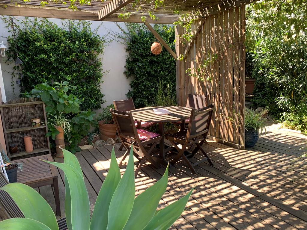 La terrasse de la chambre "JASMIN"