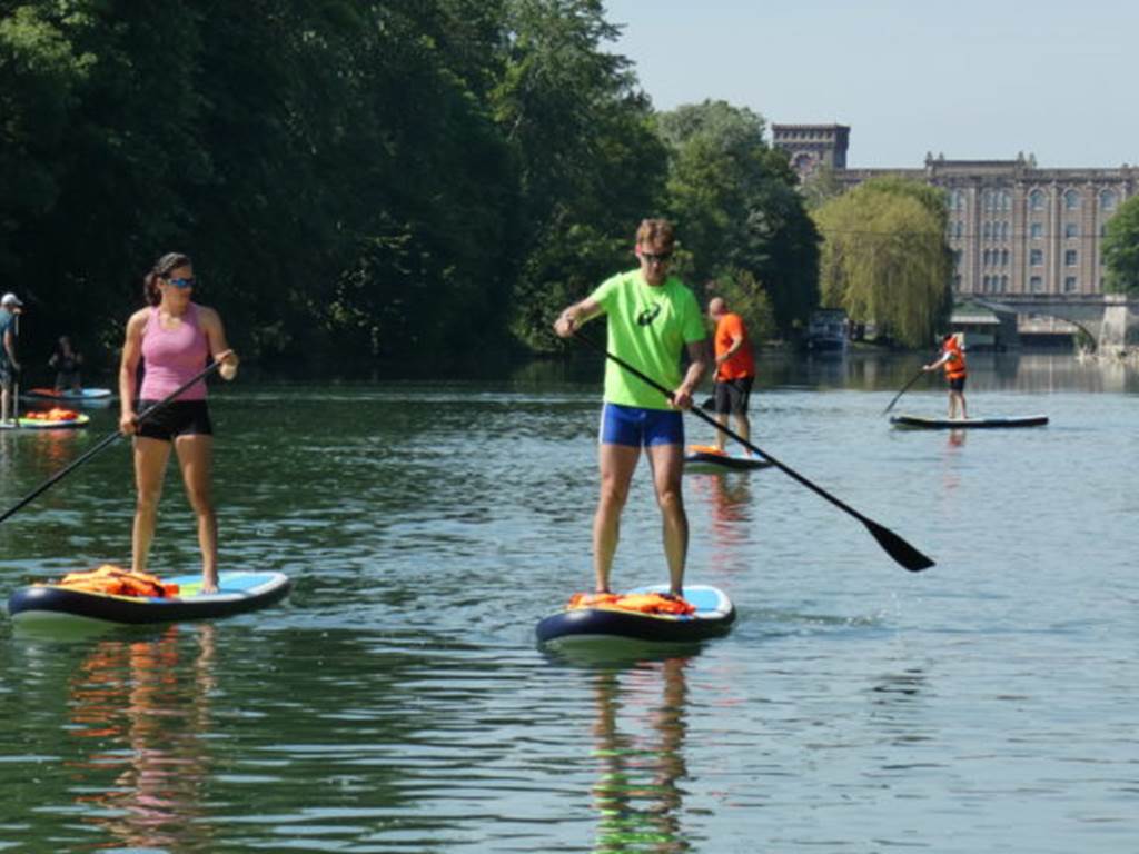 Paddle sur La Seine en été