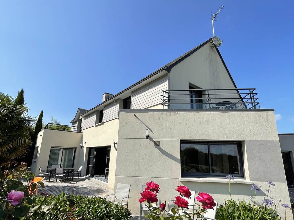 Villa Emeraude, terrasses et jardin