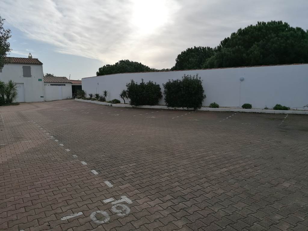 IMG_parking