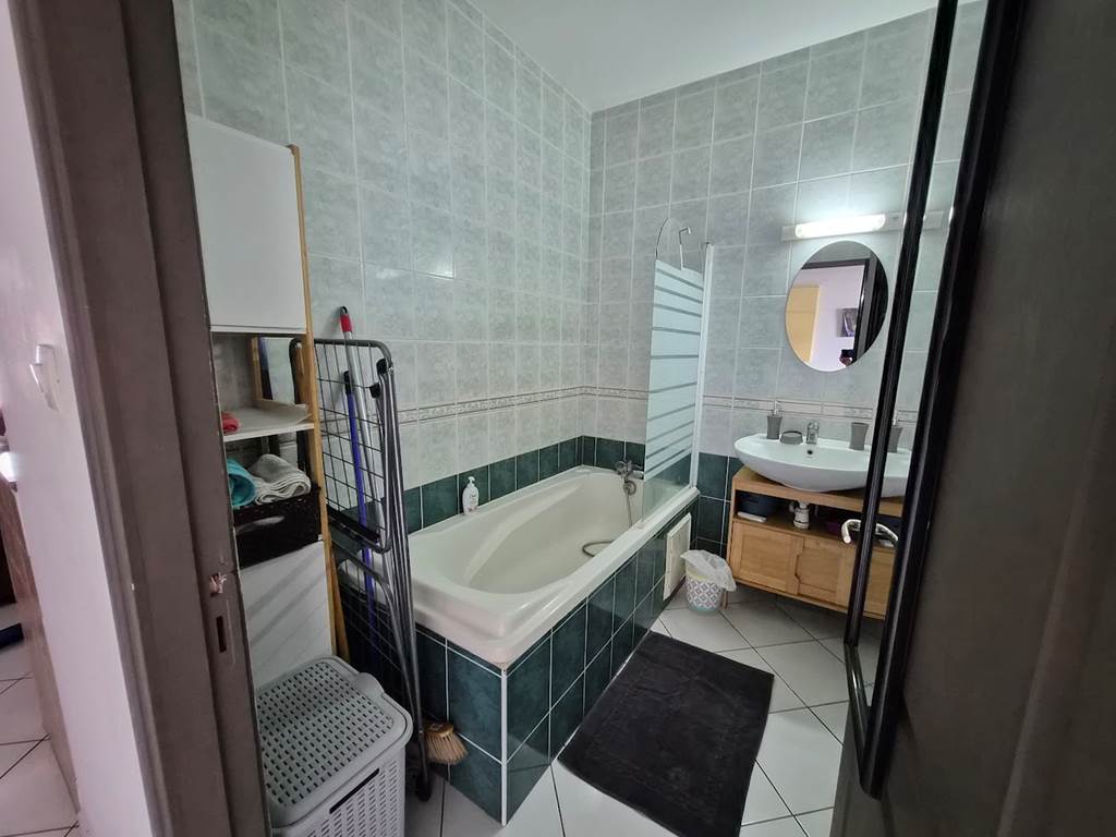 T2 Escale Sudiste , salle de bain