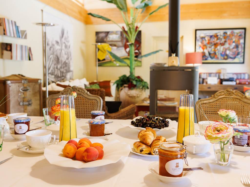 Le petit déjeuner gourmand