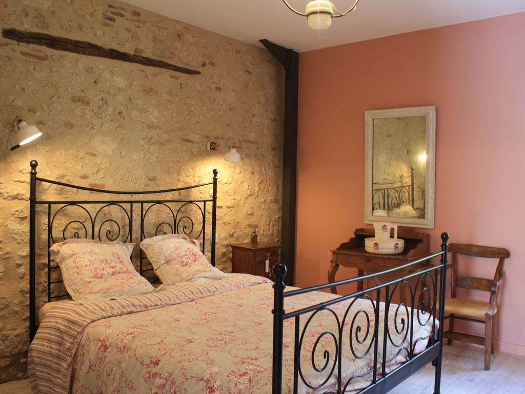 chambre "Pierre de Lomagne"lit 160