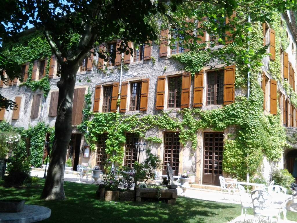 Hostellerie du grand duc ext 8