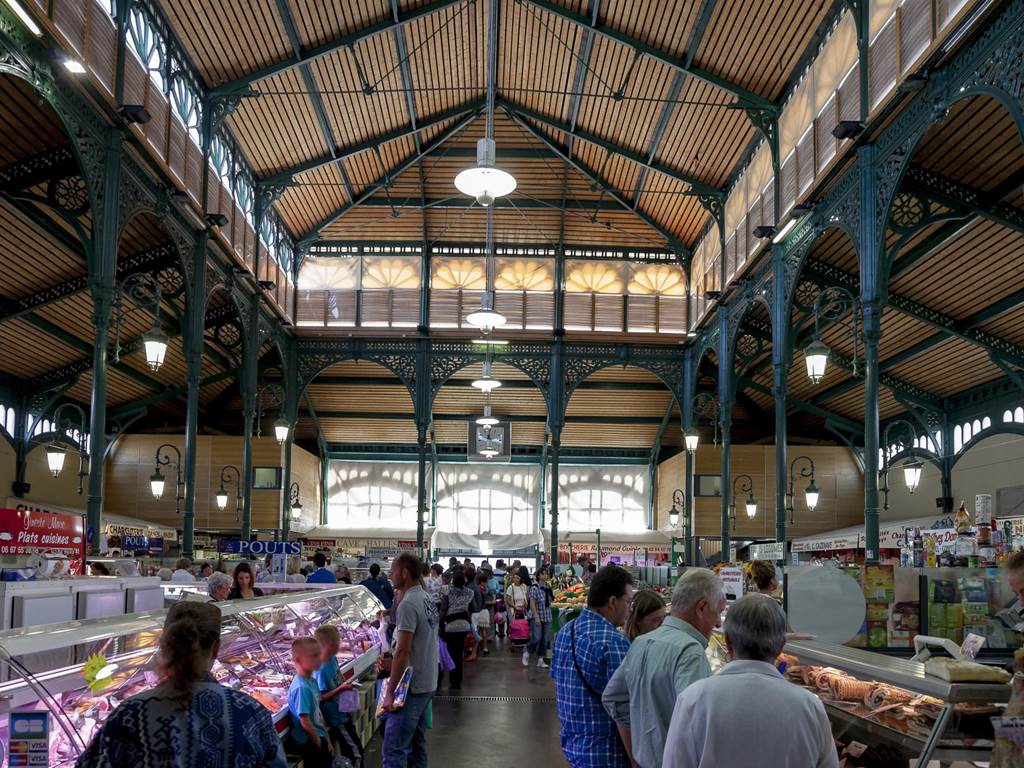 Le Clos Fleuri - Halles intérieur de Lourdes