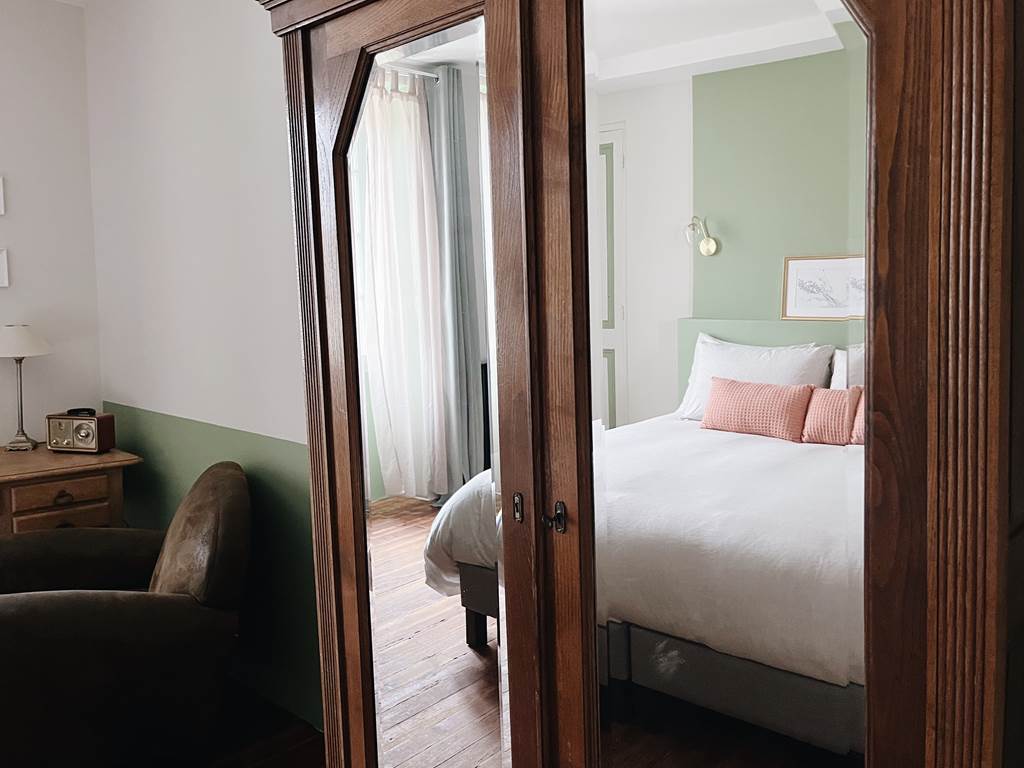 Chambre 4 - Domaine Labouroume - chambre d'hote a la campagne2