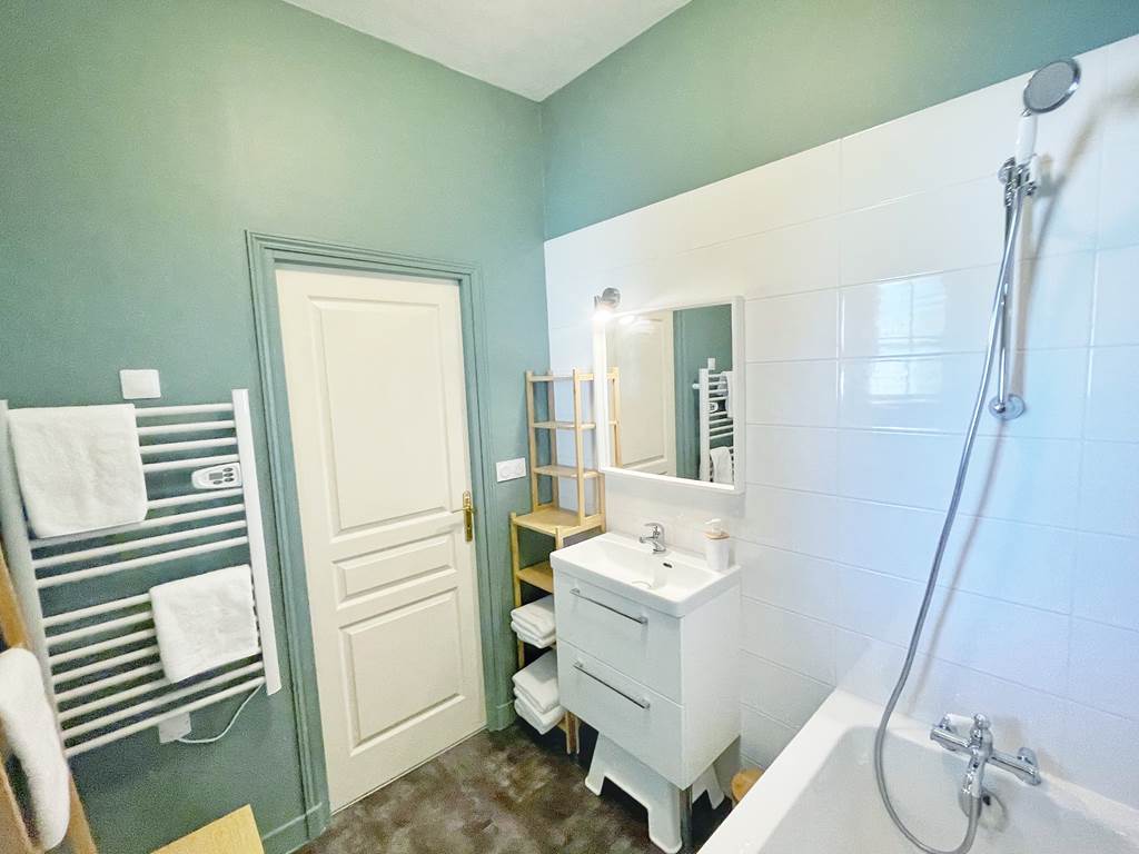 La Maison Voyage 41 - SDB - Suite Familiale Magie