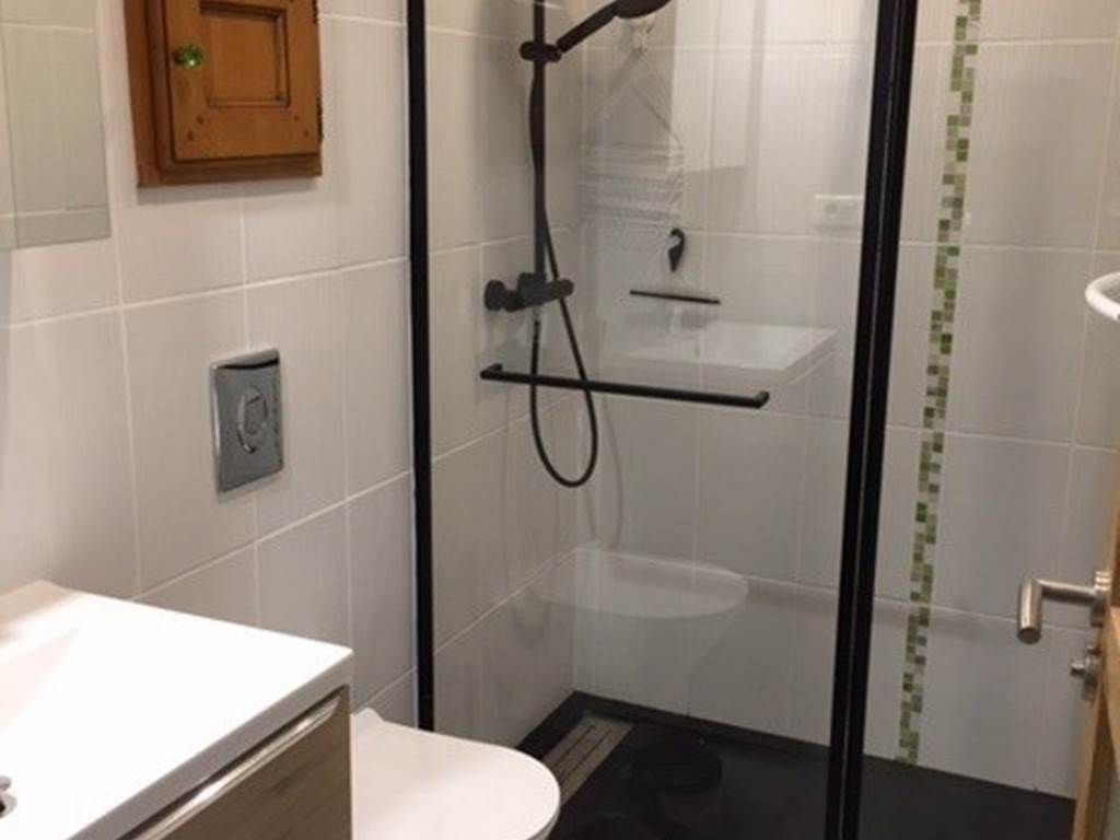 coin douche lavabo wc de l'Annexe