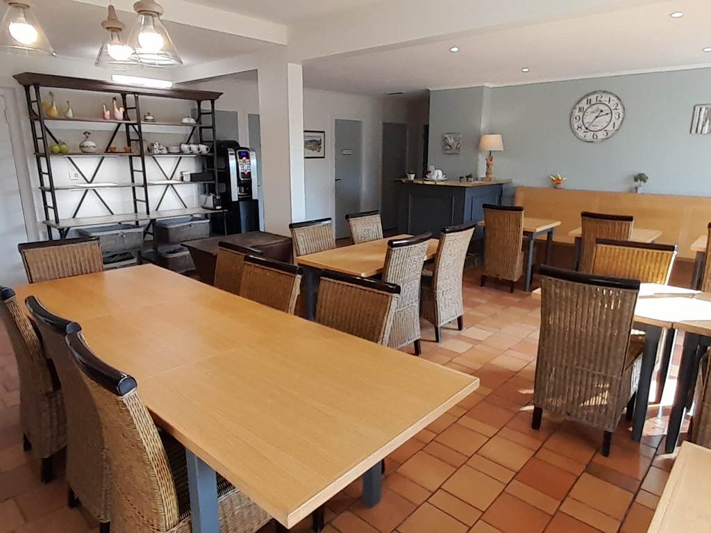 Salle petit déjeuner