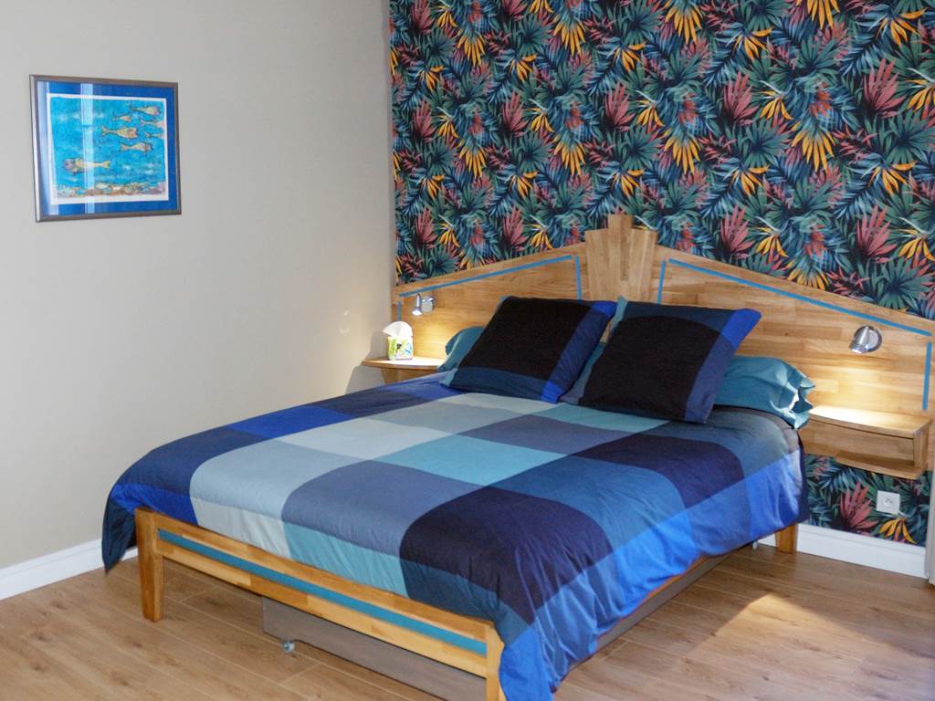 Chambre Gascogne Triple / 1 lit Queen & 1 lit simple - L'HORIZON