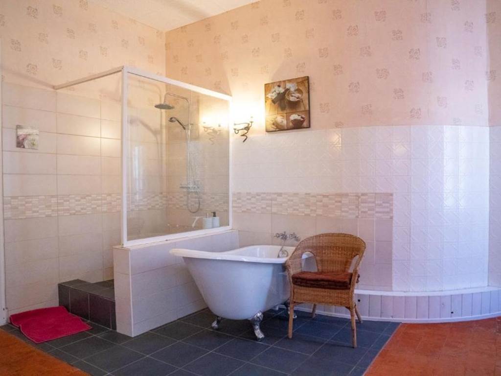 Les Volets Bleus - salle de bain