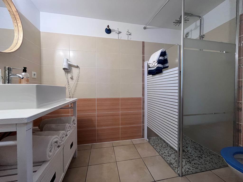 villa-herbert-salle-de-bain (1)