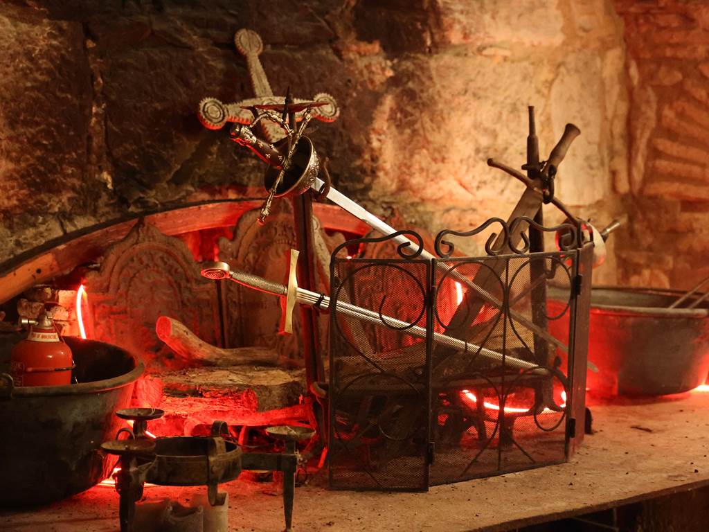 Chateau de Saint Chamarand, Murder party Louis XIII, animations, jeux (10)